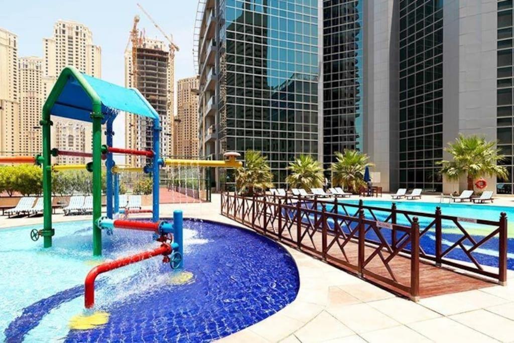 Marina View With Pool, Gym, Tennis Court, 5 Mins To دبي