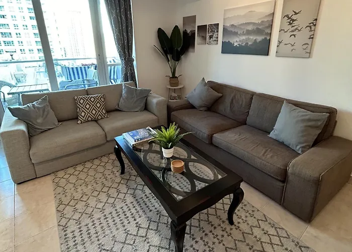 Marina View With Pool, Gym, Tennis Court, 5 Mins To Beach